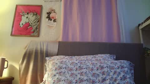 BossMom online show from 02-26-25, 03:41