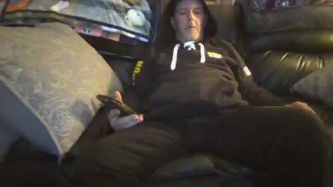 bostonguy1969 online show from 12-02-24, 01:58