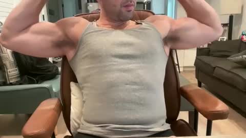 BottomBeef online show from 05-24-26, 04:12