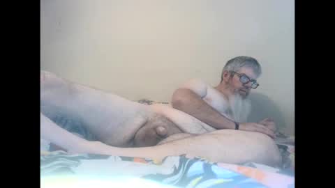 bottombitch44 online show from 10-20-25, 04:07