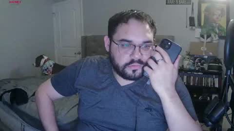 Snapshot of bottomman1990 chatting on 04-16-26, 12:44 uncutpr online show from 04-16-26, 12:44