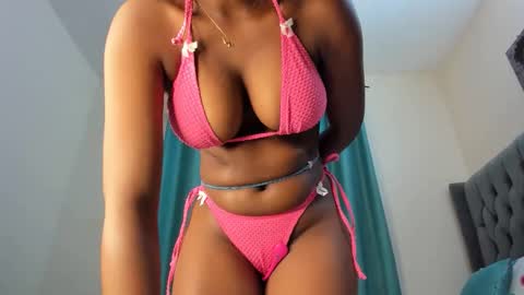 Snapshot of bouncy_booty677 chatting on 10-01-25, 07:31 bouncy_booty677 online show from 10-01-25, 07:31