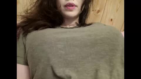 Bouncy Queen Majesty online show from 11-21-25, 06:28