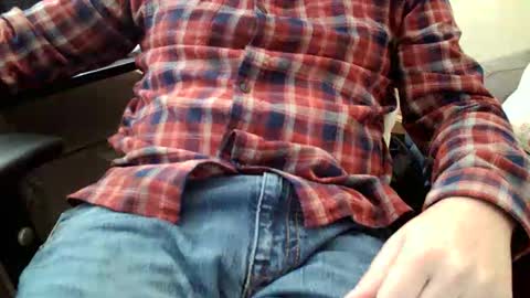 bourbonman144 online show from 04-14-26, 08:15