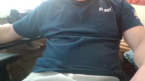 Snapshot of bourbonman144 chatting on 05-11-26, 07:11 bourbonman144 online show from 05-11-26, 07:11