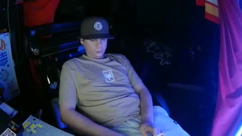 Snapshot of bowerboi1217 chatting on 11-24-25, 12:49 Bowerboi1217 online show from 11-24-25, 12:49