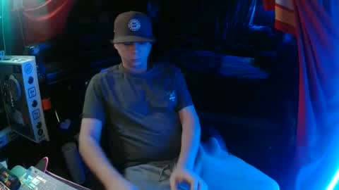 Snapshot of bowerboi1217 chatting on 12-04-25, 08:12 Bowerboi1217 online show from 12-04-25, 08:12