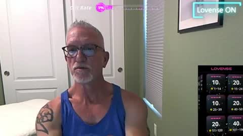Snapshot of boxerunderwear chatting on 05-31-26, 06:53 Kev online show from 05-31-26, 06:53