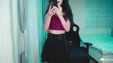 Snapshot of boxinghelen chatting on 12-17-24, 09:07 Helen  online show from 12-17-24, 09:07