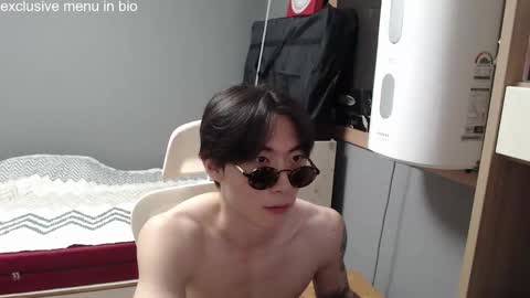 boxman556990 online show from 09-21-25, 07:21