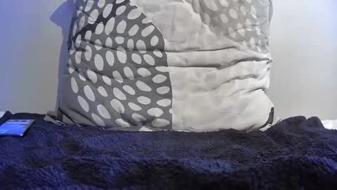 boy3911 online show from 09-11-25, 03:23