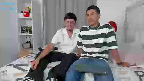 boy_jerry online show from 12-20-25, 04:19