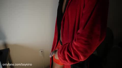 Snapshot of boy_kino chatting on 11-21-25, 12:21 Pixel Pleasures online show from 11-21-25, 12:21