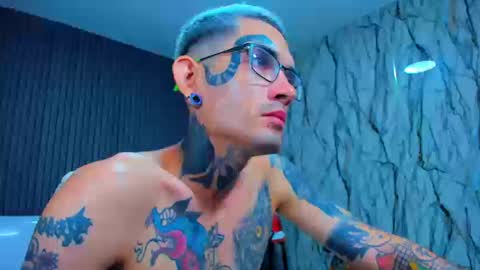 boy_tatto77 online show from 01-08-26, 06:10