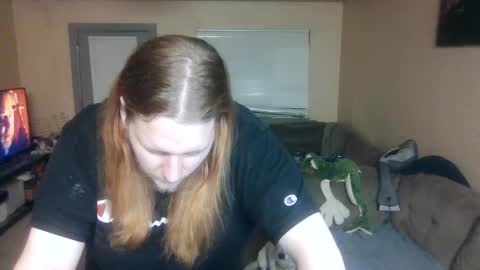 Snapshot of boyandfriend chatting on 09-18-25, 07:10 clay online show from 09-18-25, 07:10