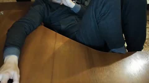 Snapshot of boyapollon chatting on 11-30-25, 07:07 BoyApollon online show from 11-30-25, 07:07