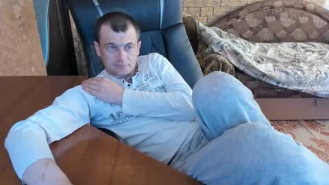 Snapshot of boyapollon chatting on 05-05-26, 03:47 BoyApollon online show from 05-05-26, 03:47