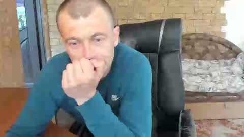 Snapshot of boyapollon chatting on 05-15-26, 06:53 BoyApollon online show from 05-15-26, 06:53