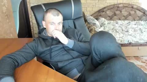 Snapshot of boyapollon chatting on 05-17-26, 05:16 BoyApollon online show from 05-17-26, 05:16