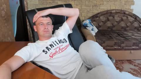 Snapshot of boyapollon chatting on 05-25-26, 07:03 BoyApollon online show from 05-25-26, 07:03