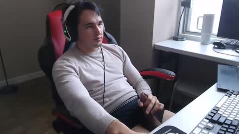 Snapshot of boybigcocks chatting on 12-05-24, 06:22 For business or to fuck me contact me boybigcocks Follow my OF online show from 12-05-24, 06:22