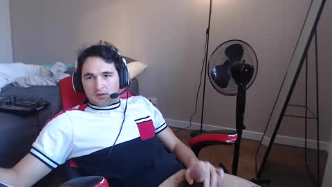 Snapshot of boybigcocks chatting on 12-09-24, 07:39 For business or to fuck me contact me boybigcocks Follow my OF online show from 12-09-24, 07:39