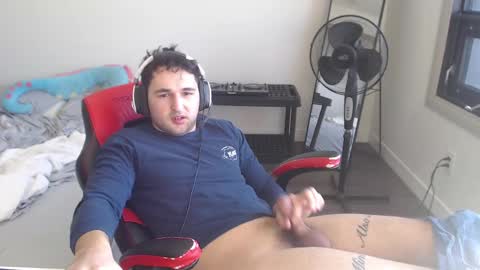 Snapshot of boybigcocks chatting on 02-20-25, 08:36 For business or to fuck me contact me boybigcocks Follow my OF online show from 02-20-25, 08:36