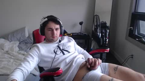 Snapshot of boybigcocks chatting on 03-12-25, 06:00 For business or to fuck me contact me boybigcocks Follow my OF online show from 03-12-25, 06:00