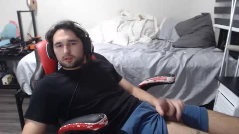 Snapshot of boybigcocks chatting on 11-15-25, 01:14 For business or to fuck me contact me boybigcocks Follow my OF online show from 11-15-25, 01:14