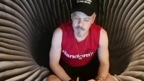 Snapshot of boyblond36 chatting on 01-04-25, 01:42 Slutty Stud online show from 01-04-25, 01:42