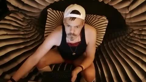 Snapshot of boyblond36 chatting on 01-12-25, 04:21 Slutty Stud online show from 01-12-25, 04:21