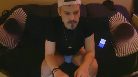 Snapshot of boyblond36 chatting on 02-28-25, 08:31 Slutty Stud online show from 02-28-25, 08:31