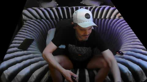 Snapshot of boyblond36 chatting on 09-26-25, 06:01 Slutty Stud online show from 09-26-25, 06:01