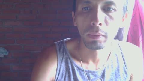 Boy online show from 04-18-26, 07:58