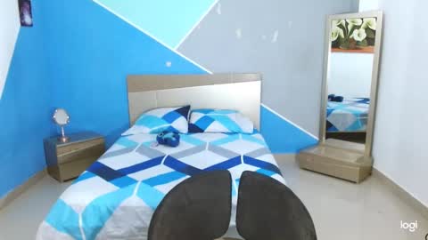 Snapshot of boyhot_sw chatting on 01-20-25, 02:53 boyhot_sw online show from 01-20-25, 02:53