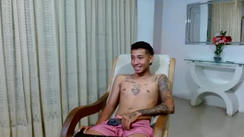 Snapshot of boyhot_sw chatting on 10-23-25, 05:18 boyhot_sw online show from 10-23-25, 05:18