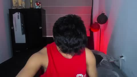 Snapshot of boylatin_777 chatting on 12-27-24, 07:08 miguel  online show from 12-27-24, 07:08