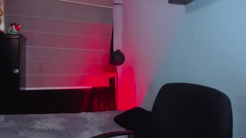 Snapshot of boylatin_777 chatting on 01-05-25, 02:52 miguel  online show from 01-05-25, 02:52