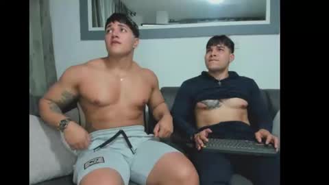 boys_blackandwhite online show from 01-21-25, 12:57