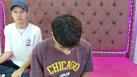 Snapshot of boys_hotparty chatting on 12-29-24, 01:38 ALEX - TAYLER -MIKE online show from 12-29-24, 01:38