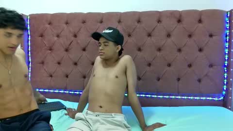 Snapshot of boys_hotparty chatting on 02-10-25, 02:26 ALEX - TAYLER -MIKE online show from 02-10-25, 02:26