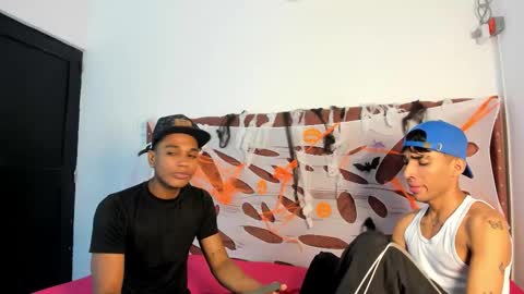 Snapshot of boys_hotparty chatting on 10-16-25, 01:23 ALEX - TAYLER -MIKE online show from 10-16-25, 01:23