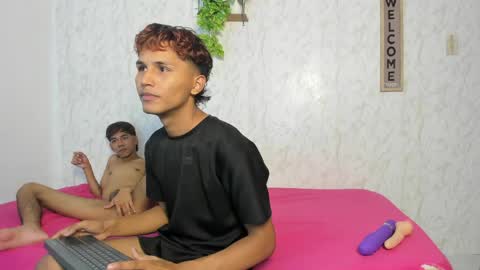 Snapshot of boys_hotparty chatting on 05-21-26, 01:01 ALEX - TAYLER -MIKE online show from 05-21-26, 01:01