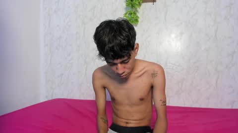Snapshot of boys_hotparty chatting on 05-28-26, 01:14 ALEX - TAYLER -MIKE online show from 05-28-26, 01:14