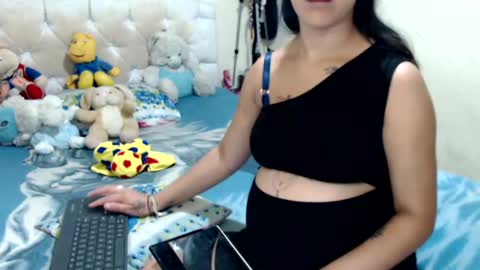 nikky and jeik online show from 02-20-25, 08:47