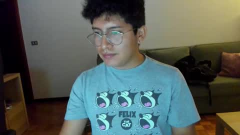 Snapshot of boytwink_20 chatting on 10-18-25, 05:57 boytwink_20 online show from 10-18-25, 05:57