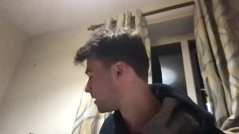 Snapshot of bozoluninss chatting on 11-25-25, 09:37 Jeff online show from 11-25-25, 09:37