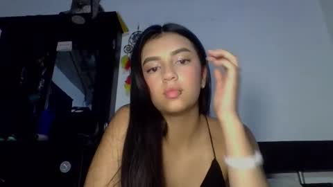 brad_and_emma293215 online show from 03-24-26, 12:48