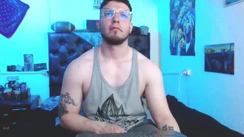 Snapshot of brad_hot_boy chatting on 11-05-25, 04:40 brad hot boy online show from 11-05-25, 04:40