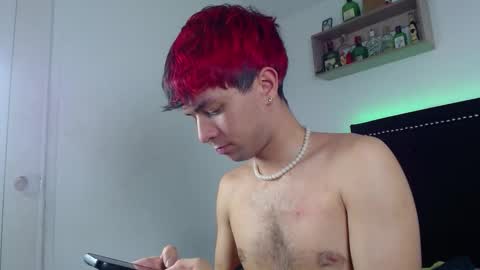 Snapshot of brad_thomson chatting on 12-17-25, 02:56 brad_thomson online show from 12-17-25, 02:56